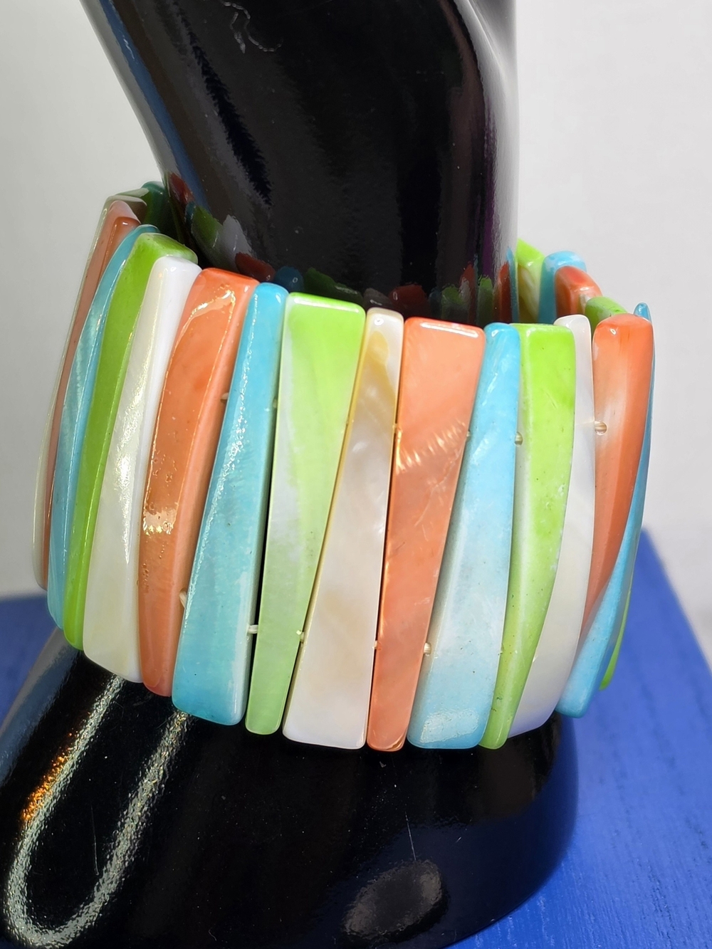 Colorful Shell Stretch Bracelet